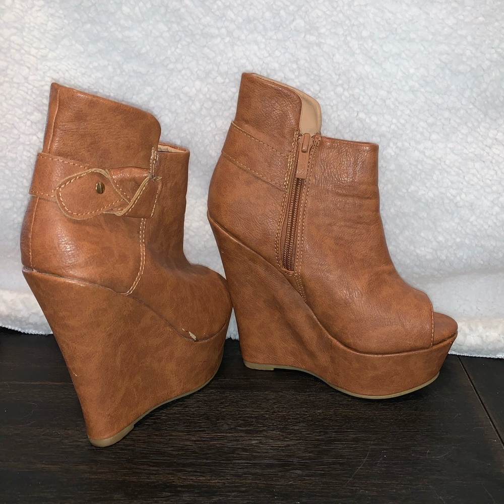wedges - Picture 2 of 3